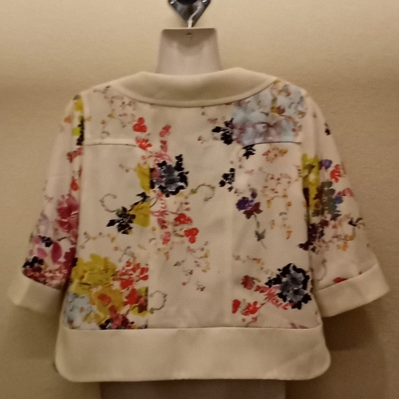 Ted Baker Zohe Summer Bloom Canvas Crop Jacket - Picture 12 of 17